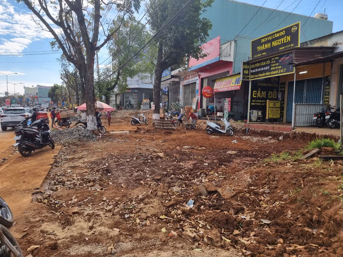 Chat re cay khi thi cong via he o TP Pleiku: Xu ly the nao?-Hinh-2