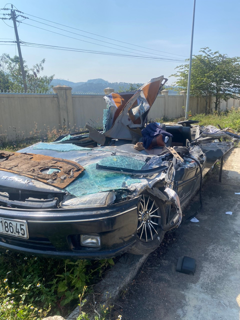 Thong tin them vu TNGT tai cau Dak Po Co khien 2 nguoi chet