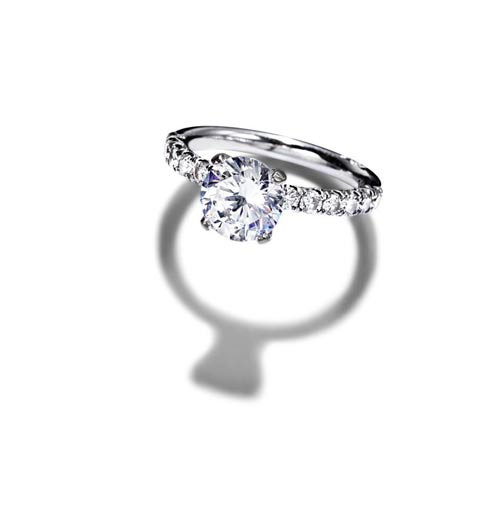 4. Màu sắc: Đối với kim cương, càng ít màu, càng sáng và lấp lánh thì càng có giá trị cao. Cấp độ màu càng cao thì giá kim cương càng tăng, cấp độ màu cao nhất là D và giảm dần tới Z. Cấp độ màu D là không màu và cấp thấp nhất là vàng nhạt.