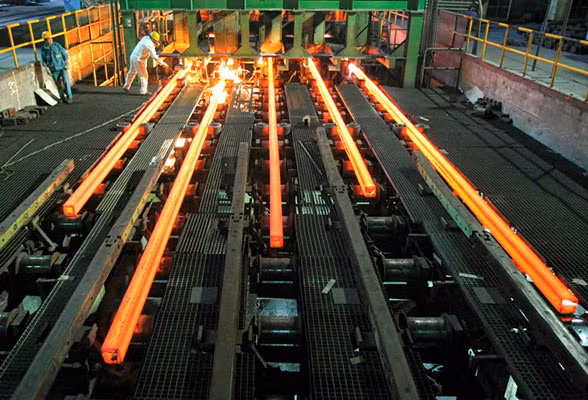 Ngoài ra, dự án liên doanh giữa đối tác mỏ Quý Sa và nhà máy gang thép Lào Cai cũng đang có tình trạng thua lỗ tương tự, cần tập trung xử lý dứt điểm theo đúng Nghị quyết của Quốc hội và chỉ đạo của Thủ tướng Chính phủ. Ảnh minh hoạ: Internet.