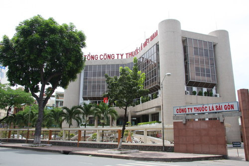 Tổng công ty Thuốc lá Việt Nam (Vinataba), chi mức thu nhập bình quân 12 lãnh đạo cấp cao là 44,1 triệu đồng/tháng, tương ứng 530 triệu đồng/người/năm. Ảnh: Infonet.