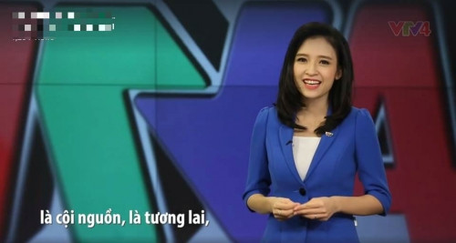 Ngoài công việc dẫn "Talk Việt Nam", hiện Dương còn đảm nhận vị trí phát thanh viên bản tin tiếng Anh của kênh VTV4. Thùy Dương cũng trực tiếp tham gia sản xuất các phóng sự.