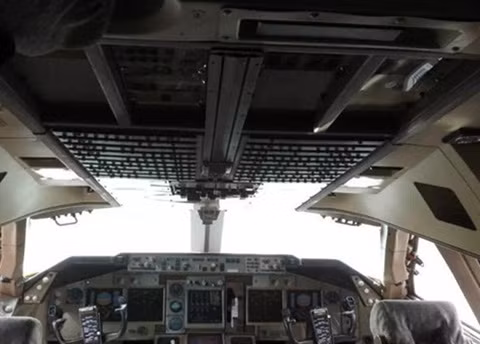 Ning cho biết, chi phí tháo dỡ, vận chuyển và lắp ráp cao hơn nhiều so với chi phí mua chiếc máy bay cũ trên.