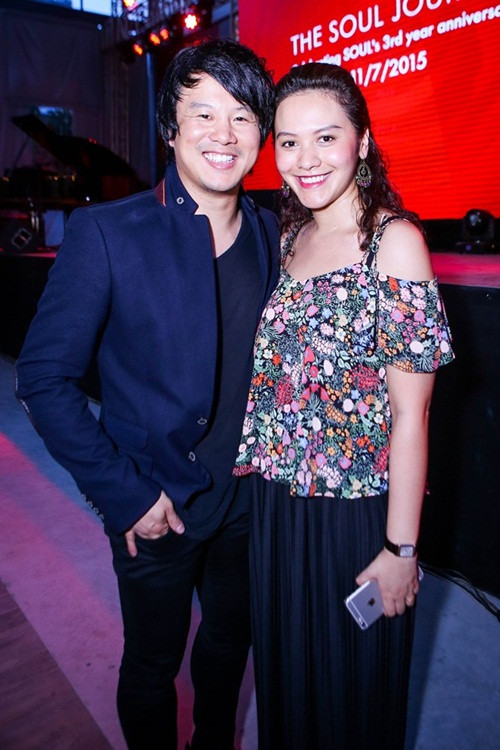 Gia đình bà xã Thanh Bùi sở hữu công ty hàng đầu Việt Nam trong lĩnh vực bất động sản với những tòa nhà ở vị trí đắc địa ở TP HCM và các tỉnh lân cận.