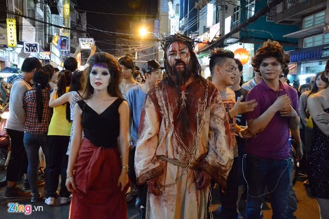 Nhung dia diem hut gioi tre Sai Gon dip le Halloween
