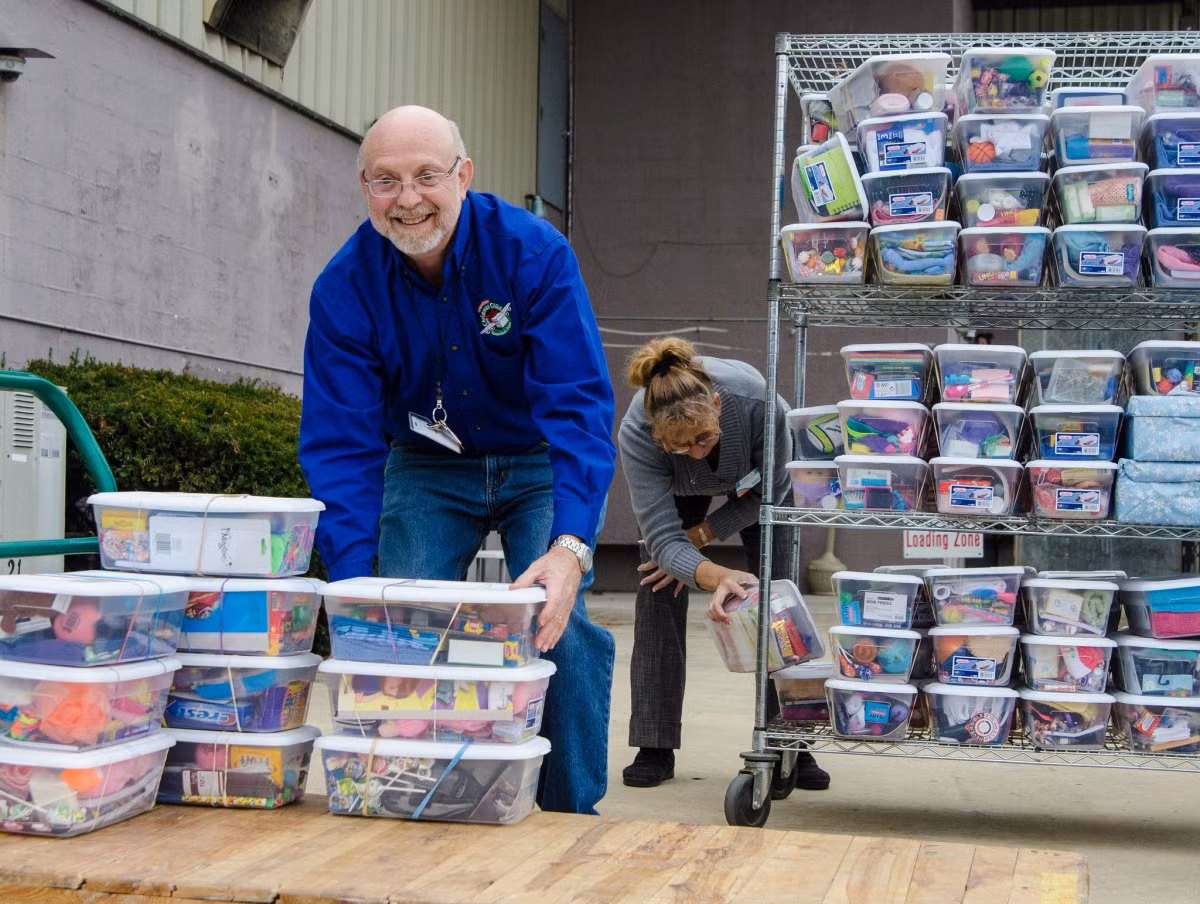 Đồ đạc sau khi tới UBC sẽ được phân loại theo 3 mục đích: kinh doanh, từ thiện và tái chế.