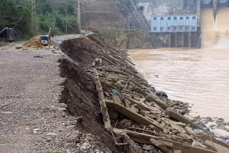Thuy dien Ho Ho xa lu Co sai sot trong van hanh ho chua