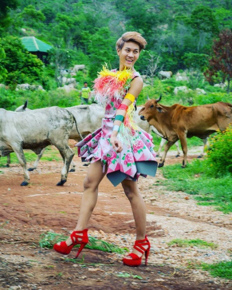 Tỏa sáng giữa thiên nhiên xanh mát.