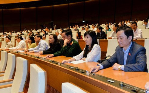 Quoc hoi yeu cau truoc 2019 phai xong trong tam tai co cau kinh te