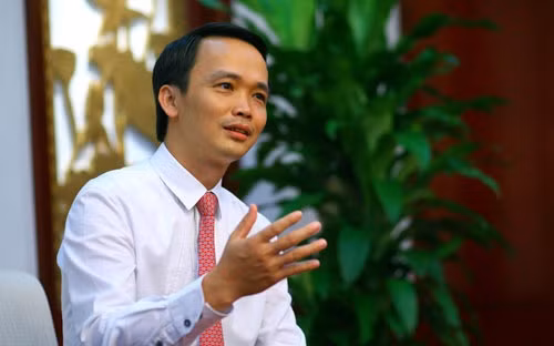 Tỷ phú Trịnh Văn Quyết có được vị trí như ngày hôm nay là nhờ đam mê kinh doanh và sớm lăn lộn trên thương trường cùng nghề luật sư đã giúp ông sớm thành công. Tập đoàn FLC do ông Trịnh Văn Quyết làm Chủ tịch HĐQT sở hữu nhiều khu đất vàng tại vị trí đắc địa tại Thủ đô cũng như các tỉnh thành trên cả nước. Ảnh: Vneconomy.