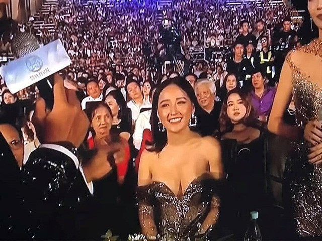 Hoa hậu Mai Phương Thúy là cái tên được nhiều người nhắc đến nhất trong những ngày gần đây nhờ bộ cánh không thể hớ hênh hơn khi tham gia một sự kiện truyền hình trực tiếp. Ảnh: netnews.