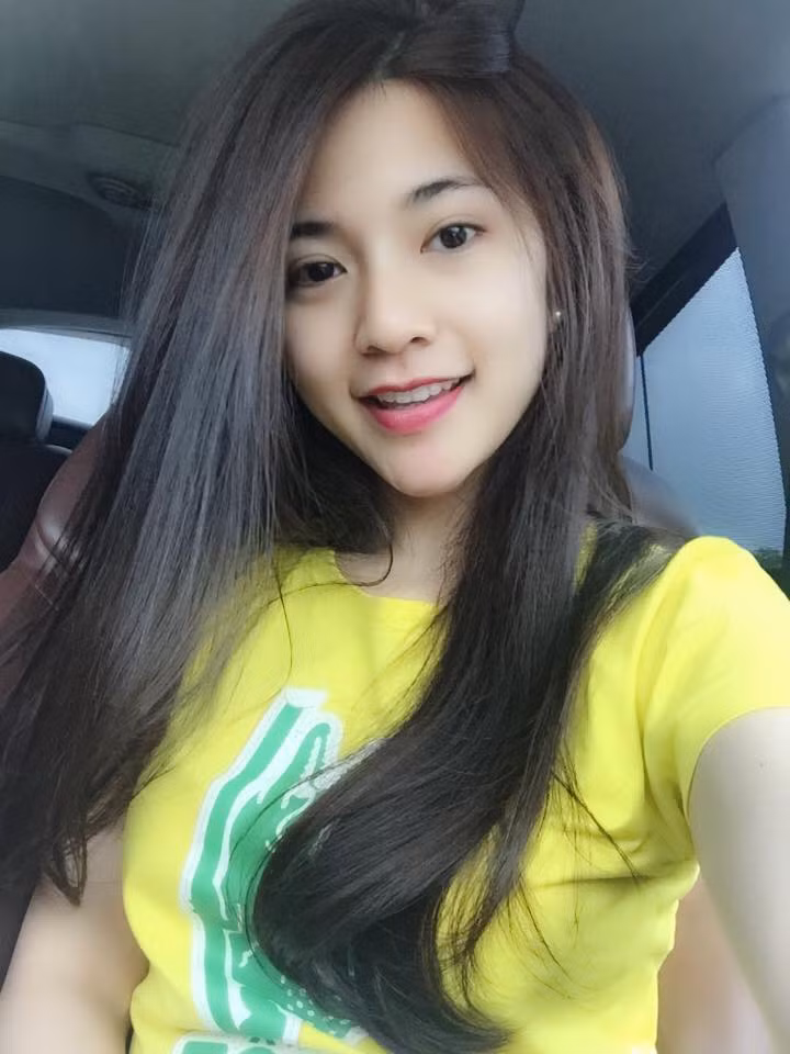 Đã từng có thời điểm các fan của Mai Chi rất mong muốn cô nàng trở lại làng giải trí, tiếp tục các hoạt động diễn xuất. Tuy nhiên từ ngày "giải nghệ", Mai Chi chưa từng có bất cứ một hoạt động nào, cũng không nhận thêm một vai diễn nào. Điều này khiến vô số bạn trẻ càng thêm phần tiếc nuối.