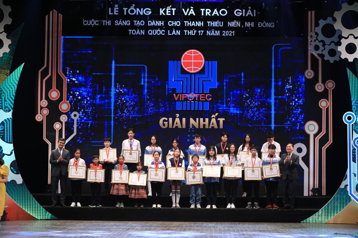 Trao giai Cuoc thi sang tao thanh thieu nien, nhi dong toan quoc lan thu 17-Hinh-2