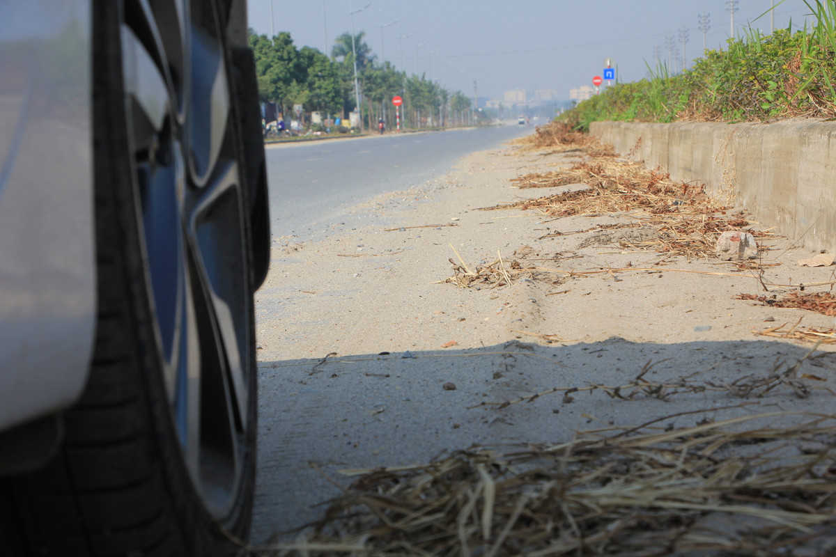 Công tác vệ sinh môi trường trên đoạn đường không được bảo đảm.