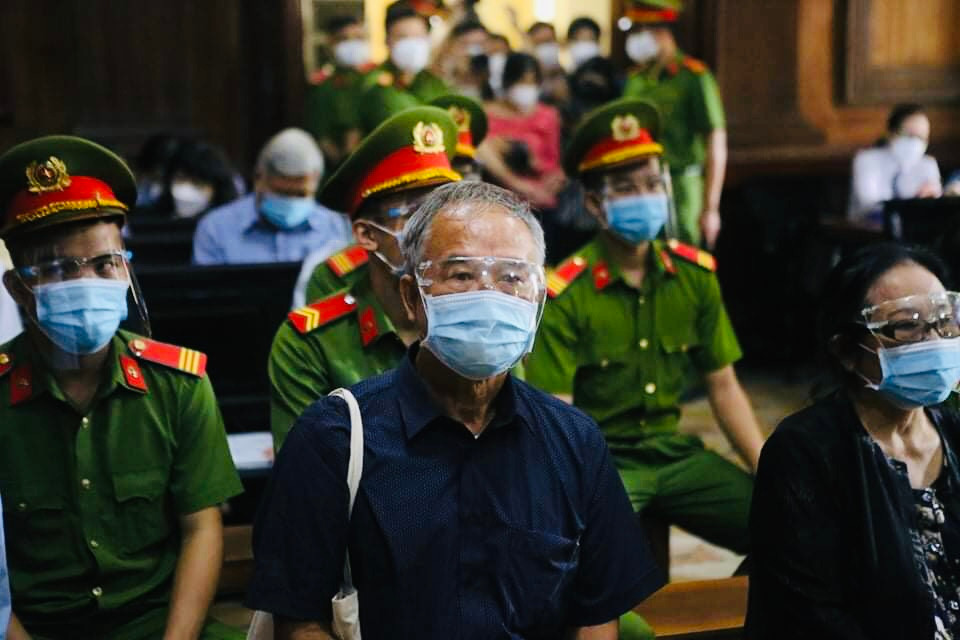 Trong toàn bộ quá trình xét xử từ phiên sơ thẩm đến phiên phúc thẩm, cựu Phó Chủ tịch TP. HCM Nguyễn Thành Tài đã có những lời chia sẻ "sâu thẳm" và trình bày bản thân tham gia cách mạng 55 năm, từng 3 lần đối mặt với cái chết. Suốt 3 năm tạm giam, ông đã nhận ra sai sót trong quá trình công tác. Hiện ông đang điều trị bệnh hiểm nghèo nên sức khỏe suy giảm, đi lại khó khăn.