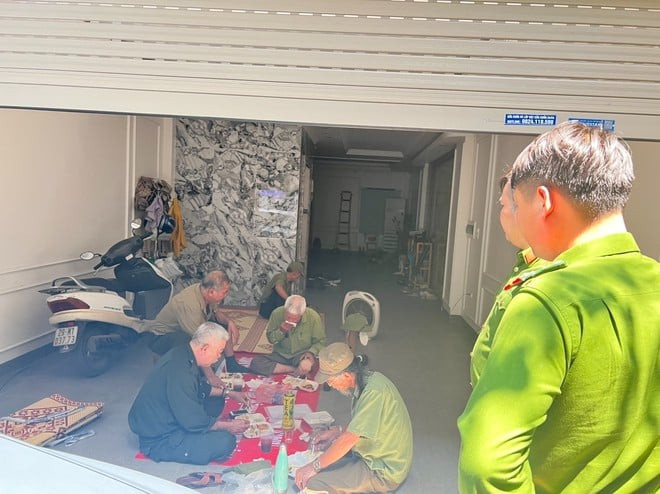 Mức án nào cho đối tượng cưỡng đoạt tài sản mượn danh “thương binh“? Muc an nao cho doi tuong cuong doat tai san muon danh “thuong binh“?