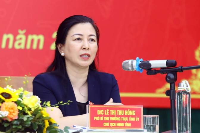 Bà Lê Thị Thu Hồng sinh năm 1970, quê xã Đông Khê, huyện Đông Sơn, tỉnh Thanh Hóa.