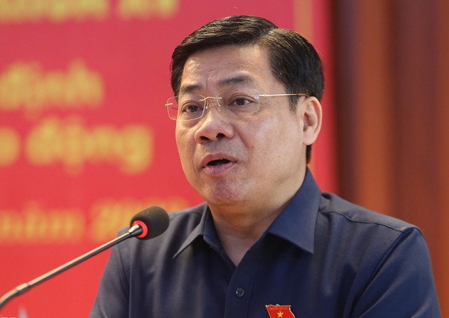 Ngày 26/4, Ủy ban Thường vụ Quốc hội đã ban hành Nghị quyết số 1046 đồng ý đề nghị của Viện trưởng Viện Kiểm sát nhân dân tối cao về việc khởi tố, bắt tạm giam, khám xét nơi ở, nơi làm việc đối với ông Dương Văn Thái, Đại biểu Quốc hội khóa 15 theo quy định của pháp luật.