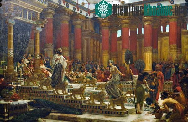  8. Sheba: Vương quốc của nữ hoàng Sheba nổi tiếng: Đây là một vương quốc cổ đại, từng được trị vì bởi Nữ hoàng Sheba, một trong những nữ quân vương giàu có nhất trong lịch sử. Tương truyền, nữ hoàng Sheba đã từng cạnh tranh với vua Salomon ở Jerrusalem về sự giàu có và quyền lực của mình. Một số đền thờ của vương quốc Sheba vẫn còn tồn tại cho đến ngày nay ở Yemen.