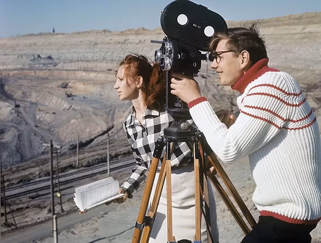 Nhung hinh anh chua tung cong bo ve thanh nien Lien Xo