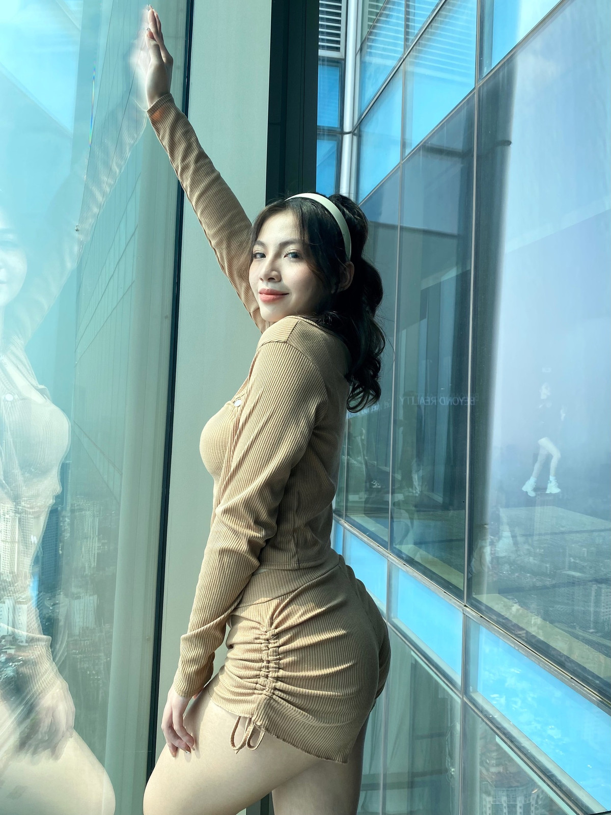 Nàng hot girl Nóng cùng World Cup sinh năm 2003. Ngoài việc học, cô nữ sinh này cũng là một người mẫu ảnh.