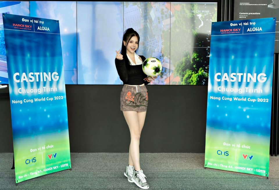 Nguyễn Lan Phương cũng là một trong những hot girl có tiếng ở Hà Nội.