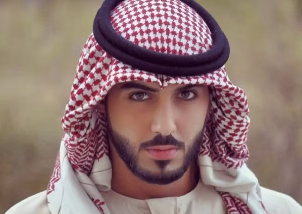 Omar Borkan Al Gala được gọi là " trai đẹp bị trục xuất" vào năm 2013. Anh tiết lộ với tờ Metro rằng mình cùng bạn khi đó có mặt ở lễ hội và một số cô gái đã bị thu hút, ùa đến xin chữ ký, chụp ảnh.