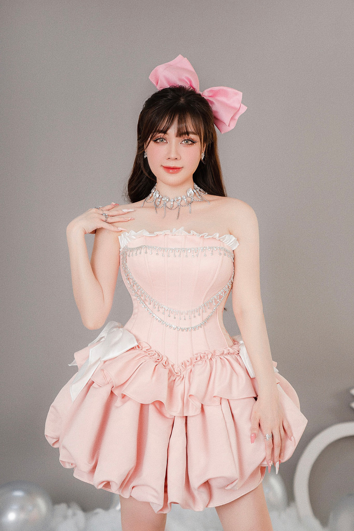 Khoảng thời gian 11 tháng bên nhau, Âu Hà My và Trọng Hưng liên tục khoe cuộc sống hạnh phúc đáng ngưỡng mộ.