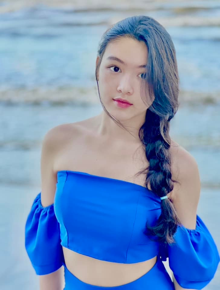 Thậm chí, netizen còn vào "xin vía" mong sau này mình sinh được một cô con gái xinh đẹp như vậy.