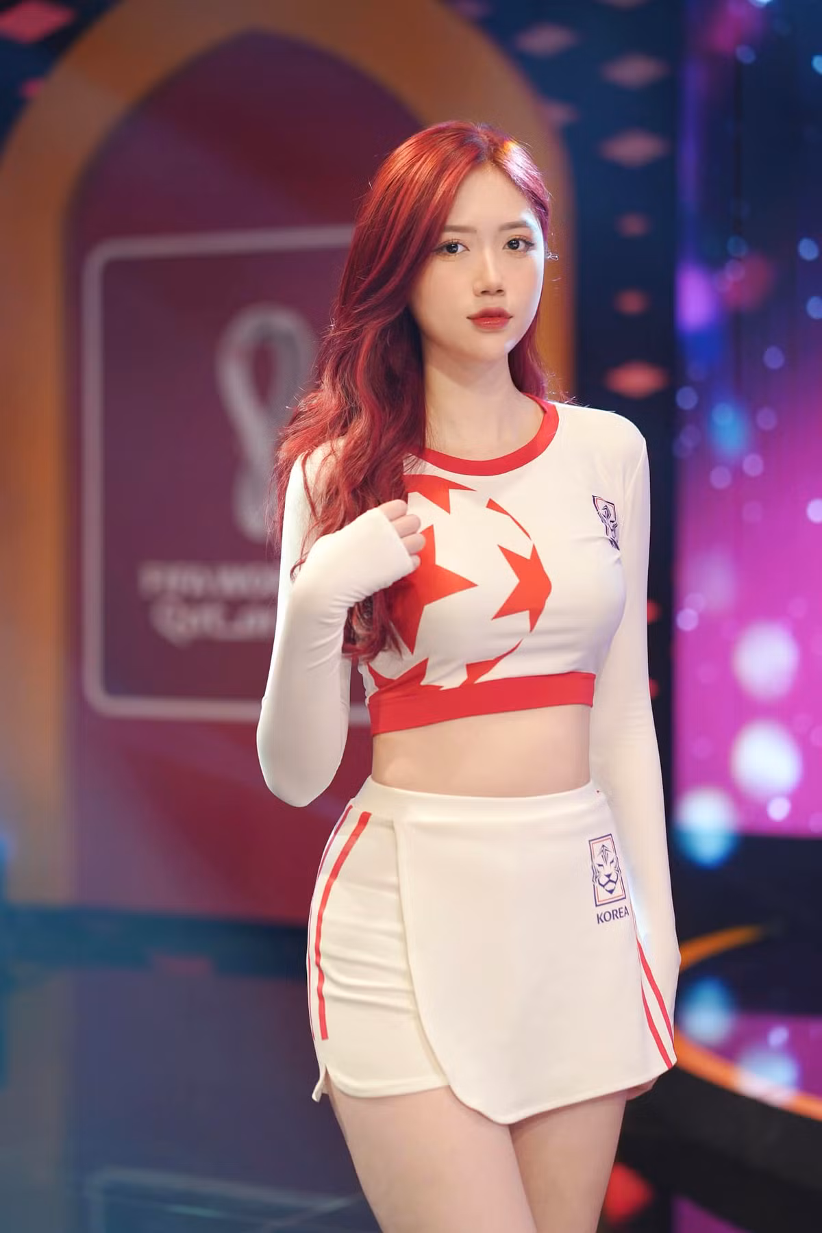 Nhan sac nu sinh dai dien Han Quoc trong Nong cung World Cup 2022