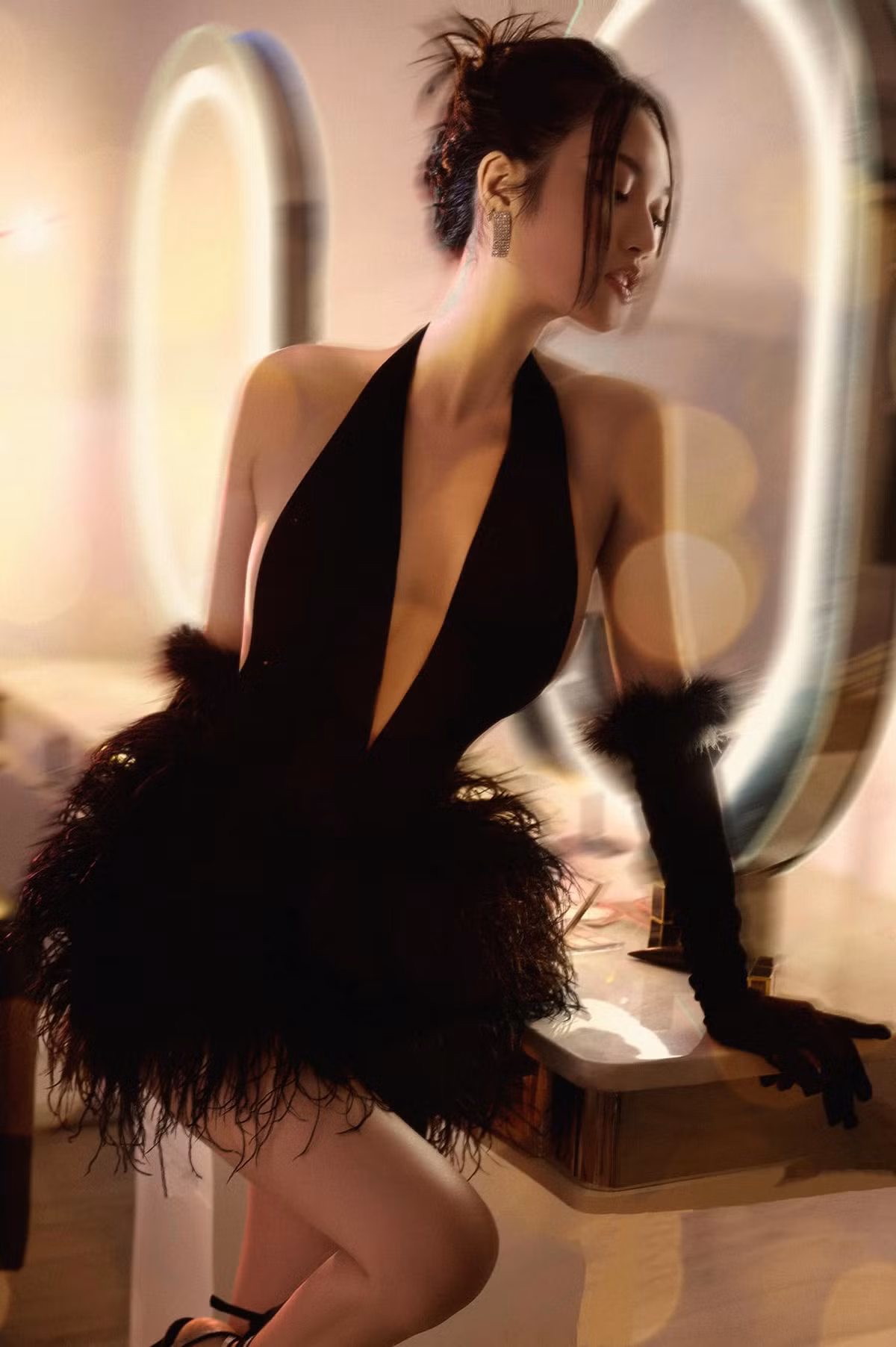 Cô nàng thành công khi sở hữu cho mình thương hiệu thời trang riêng.