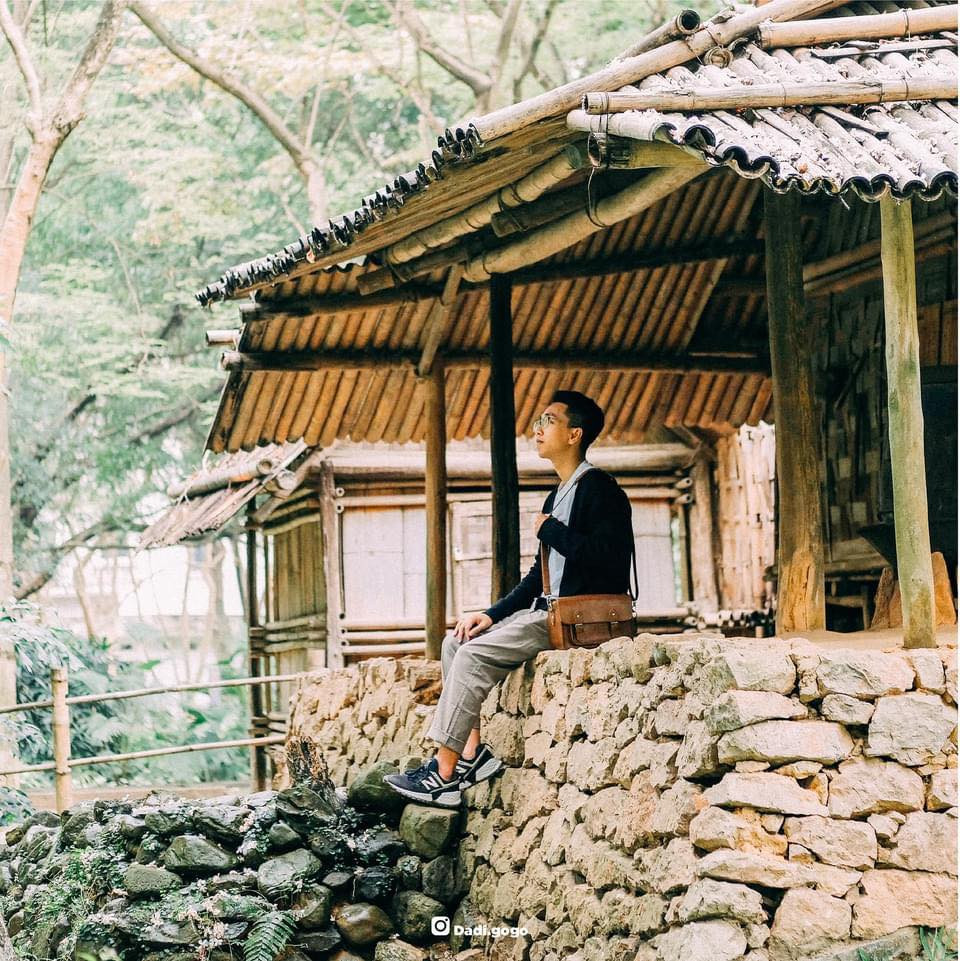 Ngoài Bảo tàng gốm Bát Tràng, Bảo tàng dân tộc học cũng là địa điểm check in cuối tuần được nhiều bạn trẻ ghé thăm thời gian qua.