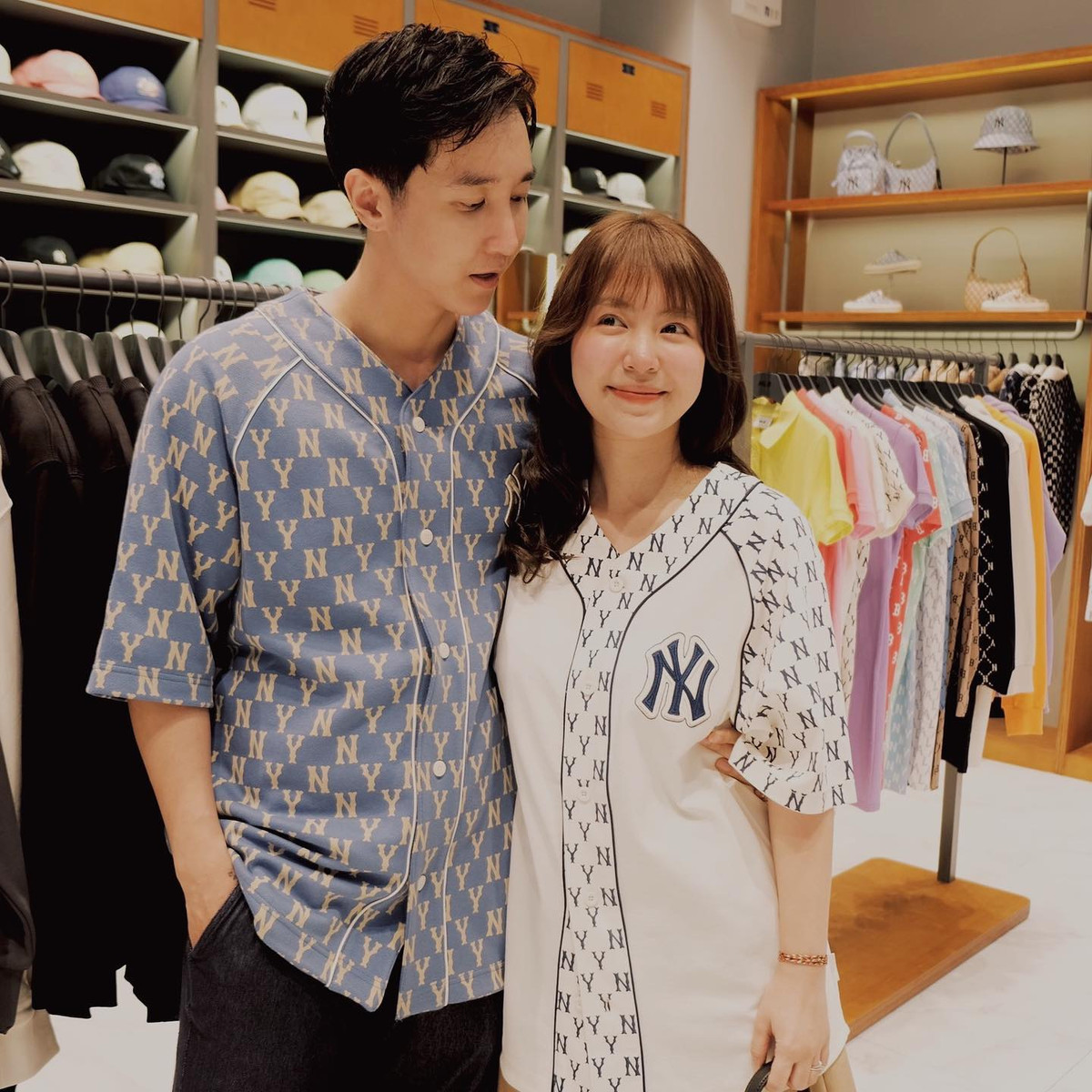 Hiện hot girl Hà thành này là người mẫu ảnh, blogger thời trang. Ảnh: FBNV