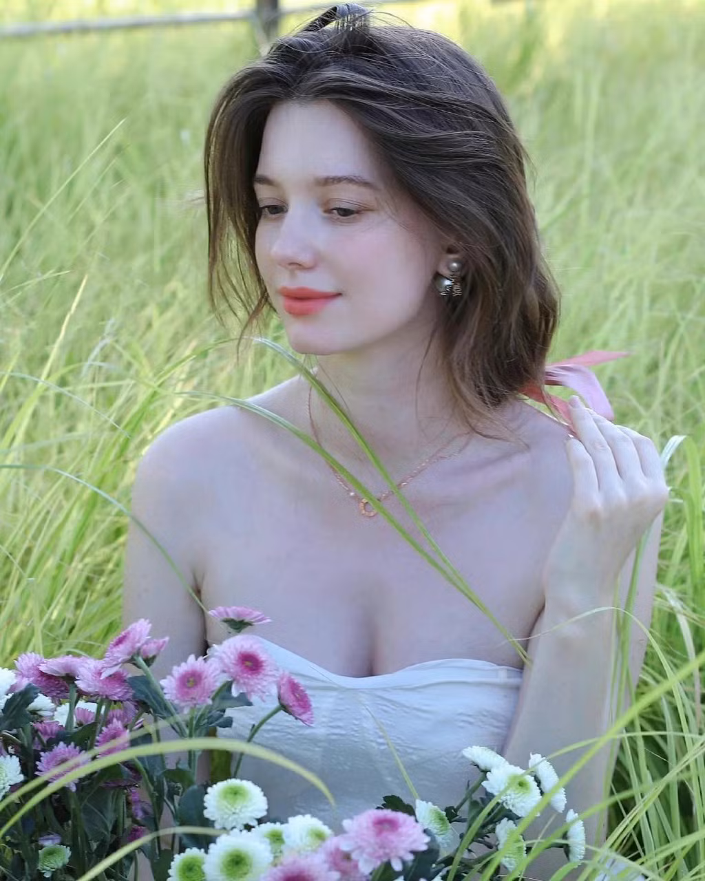 Anastasia Cebulska là hot girl mang quốc tịch Belarus hiện đang hoạt động chủ yếu tại châu Á, nhiều nhất là Trung Quốc và Thái Lan.