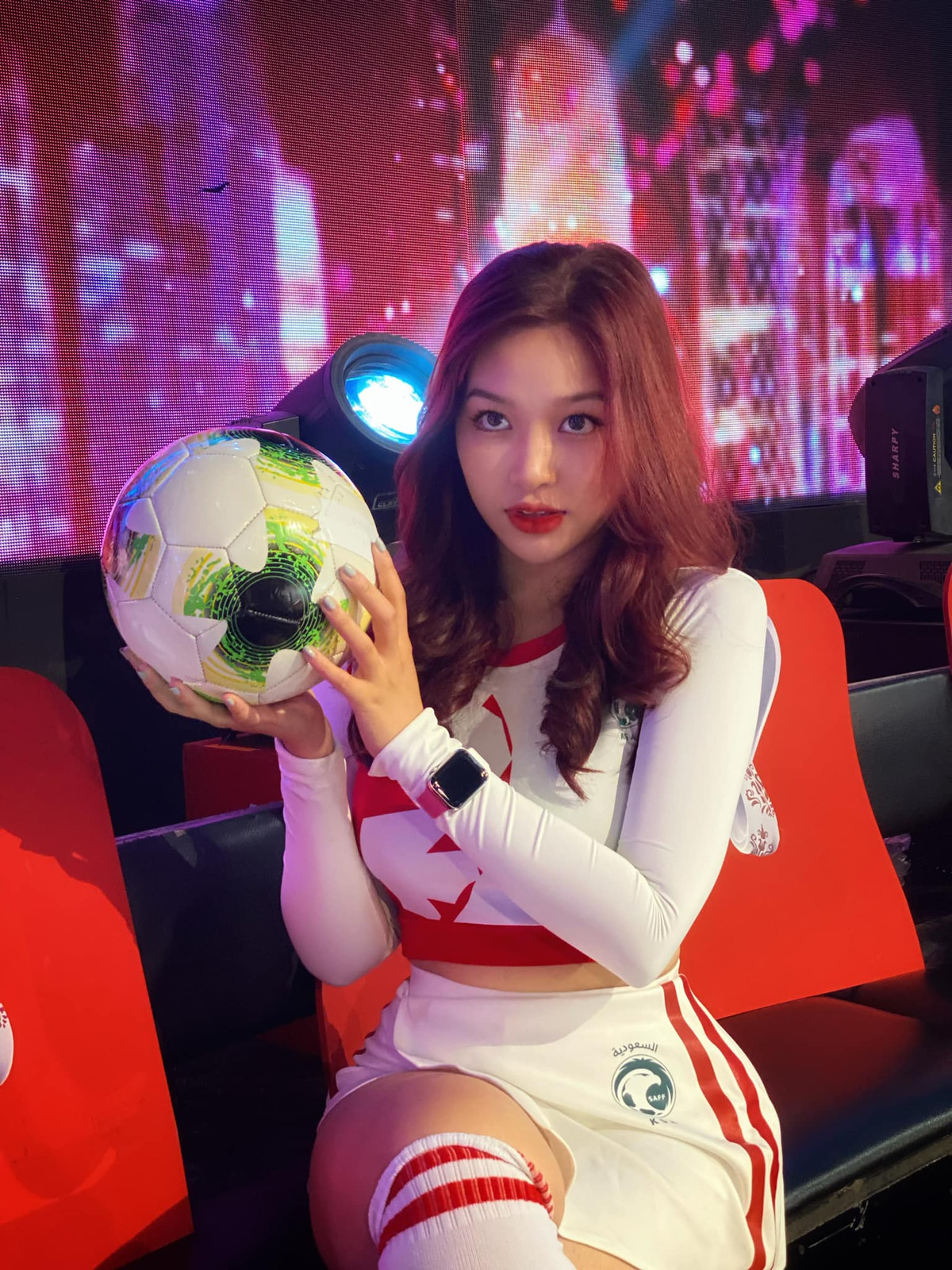 Nàng hot girl Nóng cùng World Cup này sinh năm 2003 đến từ Hà Nội, đại diện cho đội tuyển Ả Rập Xê Út.