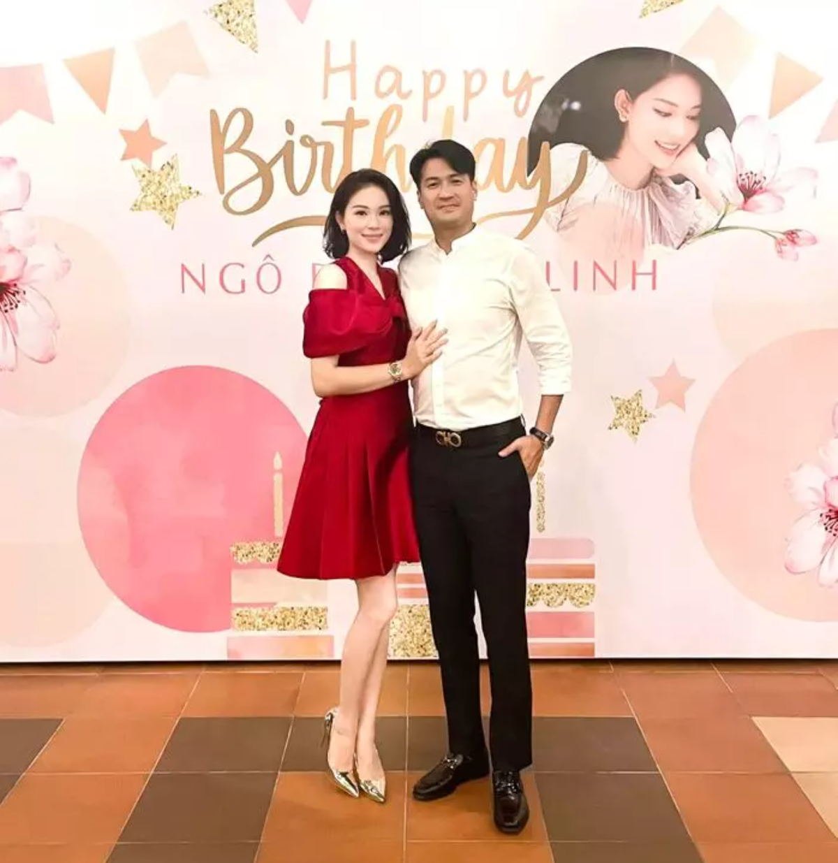 Chàng thiếu gia thể hiện độ chịu chơi và chịu chi, tổ chức sinh nhật nhân ngày bạn gái tròn tuổi mới.