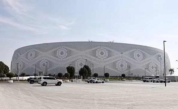 Sân vận động Al Thumama ở Al Thumama cũng là SVĐ diễn ra World Cup 2022. Nơi đây có sức chứa 40.000 người. Sân tượng trưng cho gahfiya - chiếc mũ lưỡi trai truyền thống mà những người đàn ông ở khắp Trung Đông hay đội.