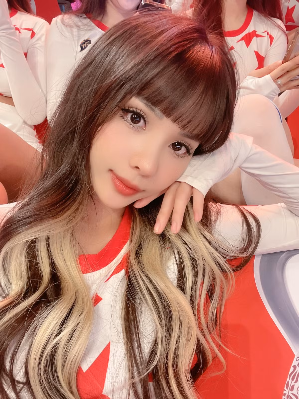 Tham gia Nóng cùng World Cup 2022 gái xinh này là đại diện của đội tuyển Nhật Bản.