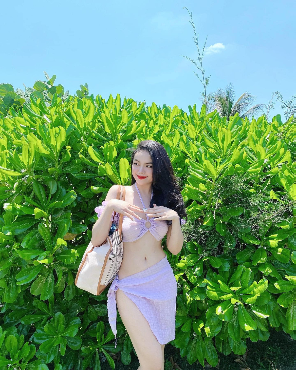 Mọi bức ảnh của Thiện Mỹ khi đăng tải lên MXH đều nhận về "bão like".