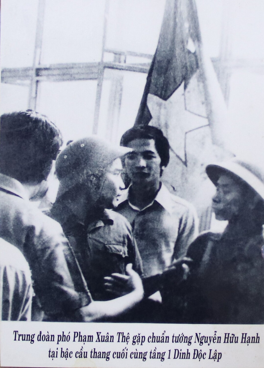 Tuong The va hoi uc lich su tai Dinh Doc Lap ngay 30/4-Hinh-3