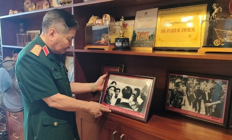 Tuong The va hoi uc lich su tai Dinh Doc Lap ngay 30/4-Hinh-6
