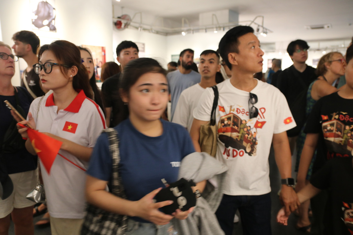 Đó là cách thế hệ trẻ hôm nay thể hiện sự trân trọng quá khứ, kết nối với cội nguồn và nhận lãnh trách nhiệm viết tiếp trang sử hào hùng của dân tộc trong hòa bình và dựng xây.