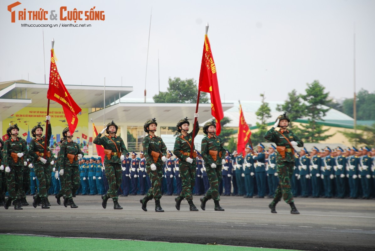 “Chay phong” dip 30/4, Pho Chu tich TP HCM goi y diem xem ly tuong