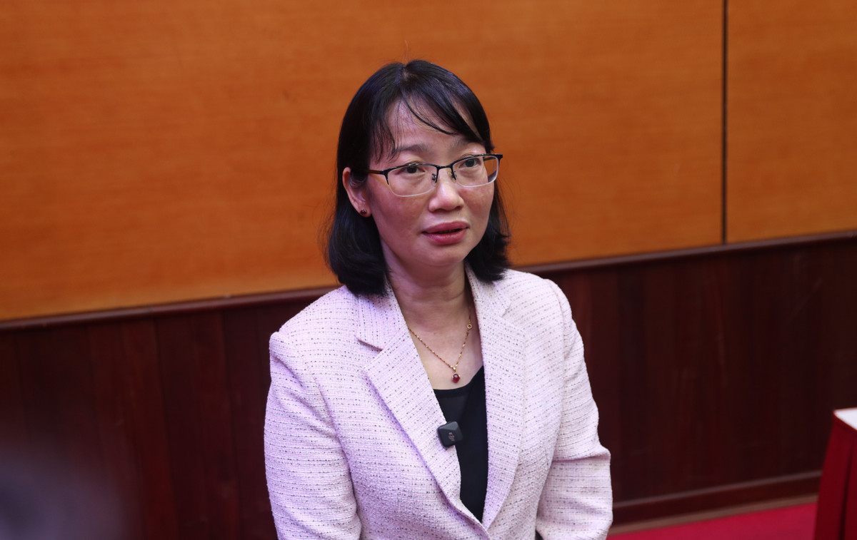 TP HCM: Du khach duoc song lai khoanh khac hao hung dip Le 30/4