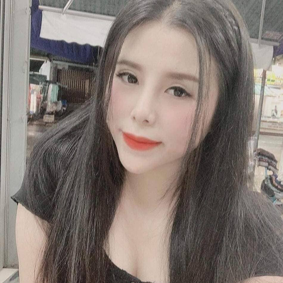 Tháng 4/2022, Phương bị cảnh sát bắt giữ vì liên quan đến đường dây buôn bán trái phép ma túy. Theo cảnh sát, đây là loại "nước nho ma túy" mới xuất hiện lần đầu tiên tại Đà Nẵng.