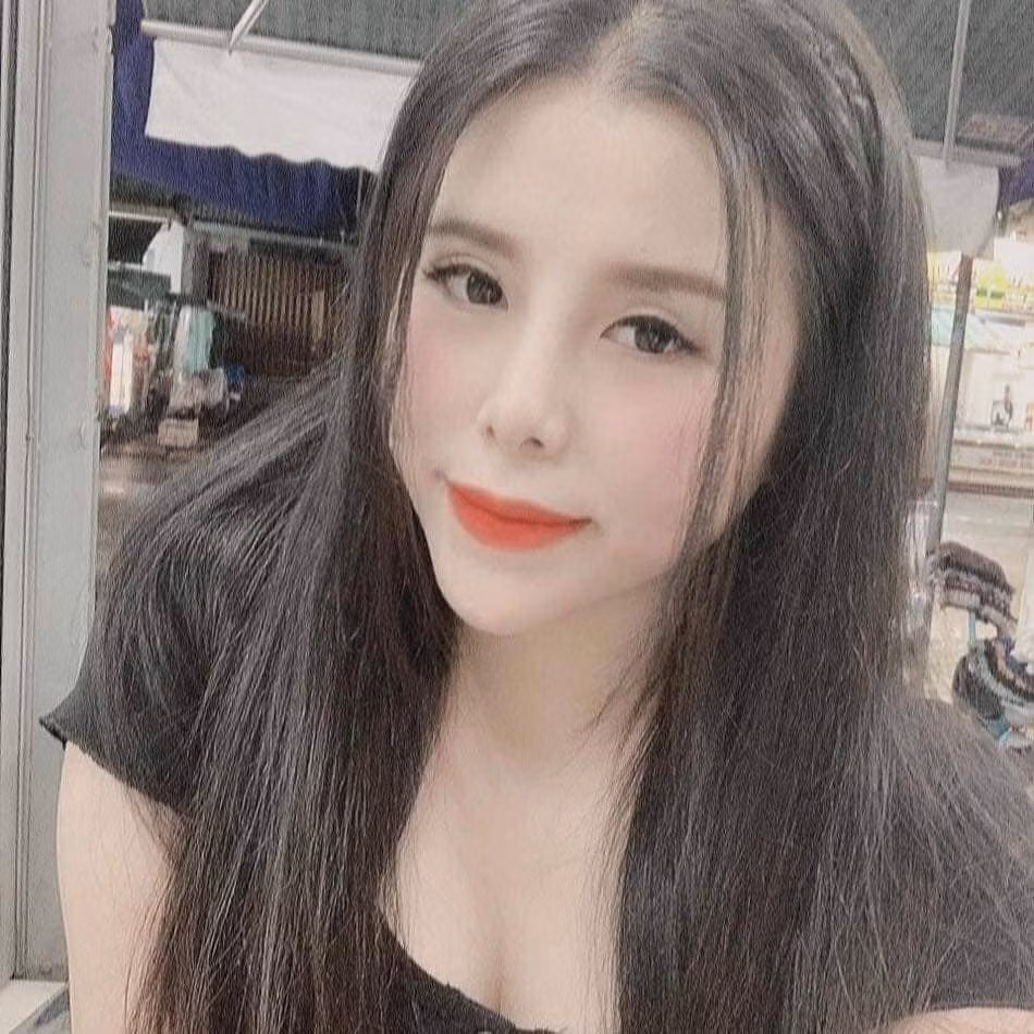 Tháng 4/2022, Phương bị cảnh sát bắt giữ vì liên quan đến đường dây buôn bán trái phép ma túy. Theo cảnh sát, đây là loại "nước nho ma túy" mới xuất hiện lần đầu tiên tại Đà Nẵng.