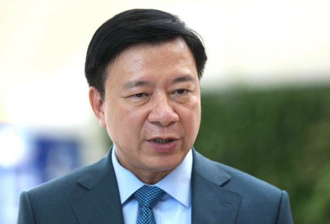  Cựu Bí thư Hải Dương Phạm Xuân Thăng: Ngày 17/9, Cơ quan Cảnh sát điều tra Bộ Công an đã khởi tố bị can, bắt bị can để tạm giam, đối với ông Phạm Xuân Thăng, nguyên Bí thư Tỉnh ủy Hải Dương. Ông Thăng có hành vi lợi dụng chức vụ, quyền hạn chỉ đạo làm trái các quy định của pháp luật trong đấu thầu để Công ty Việt Á thu lợi bất chính số tiền đặc biệt lớn, gây thiệt hại đặc biệt nghiêm trọng tài sản nhà nước. 