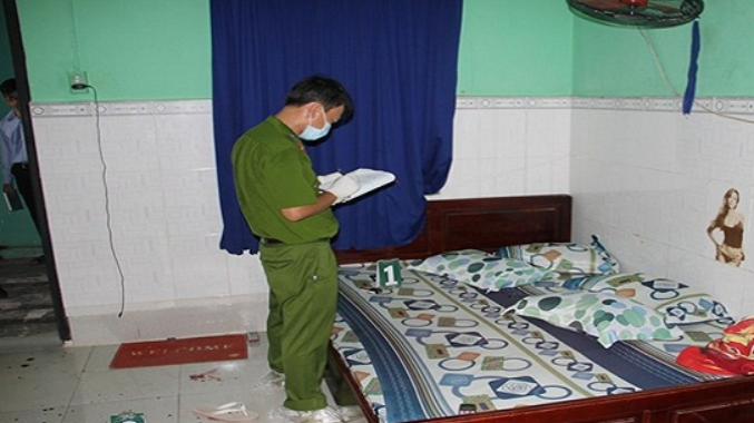 Nhận định ban đầu được đưa ra, hoặc đây sẽ là một vụ giết người cướp tài sản, hoặc là do mâu thuẫn cá nhân, nhưng cũng không loại trừ giữa hai nạn nhân có mẫu thuẫn với nhau từ trước dẫn đến sát hại nhau.(Ảnh minh hoạ, nguồn ảnh Internet)