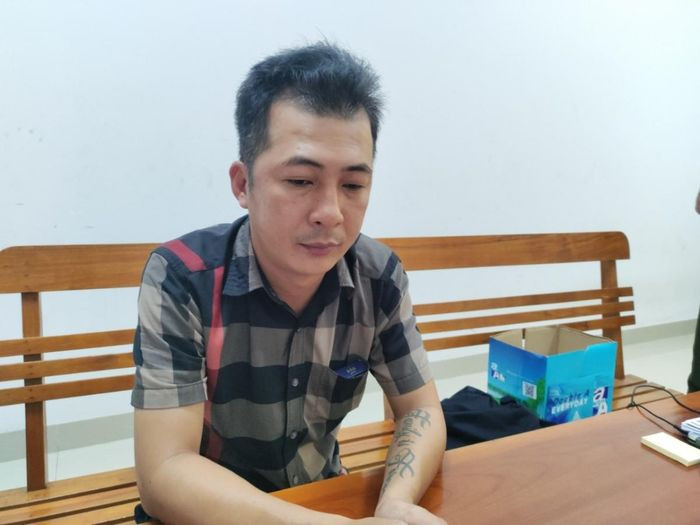  Đường dây cá độ bóng đá tiền tỷ vừa bị triệt phá ở Vũng Tàu: Ngày 16/12, Công an tỉnh Bà Rịa - Vũng Tàu cho biết vừa triệt phá thành công nhóm đối tượng có hành vi sử dụng không gian mạng để “tổ chức đánh bạc” và “đánh bạc” do Nguyễn Trọng Tài (36 tuổi, trú tại thị trấn Long Hải, huyện Long Điền) cầm đầu. Tổng số tiền đánh bạc của các đối tượng được xác định là khoảng 31,2 tỷ đồng. Ngoài ra, Cơ quan Công an cũng đã thu giữ 01 máy tính để bàn, 06 DTDĐ là tang vật mà các đối tượng sử dụng để tổ chức đánh bạc và đánh bạc.