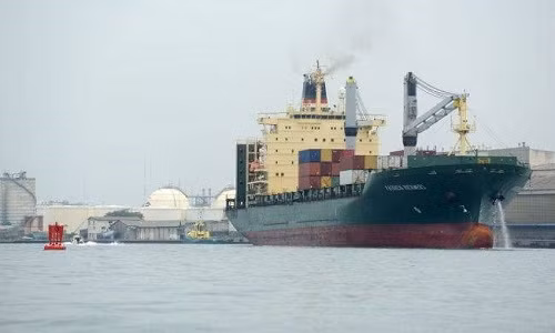 12 thuy thu tau Thuy Si bi cuop bien bat coc ngoai khoi Nigeria